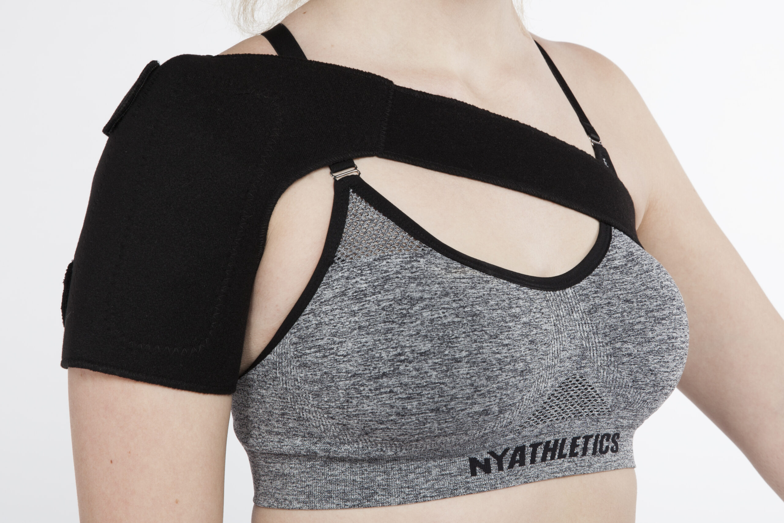 Turmaliiniga õlaside (Parem õlg)