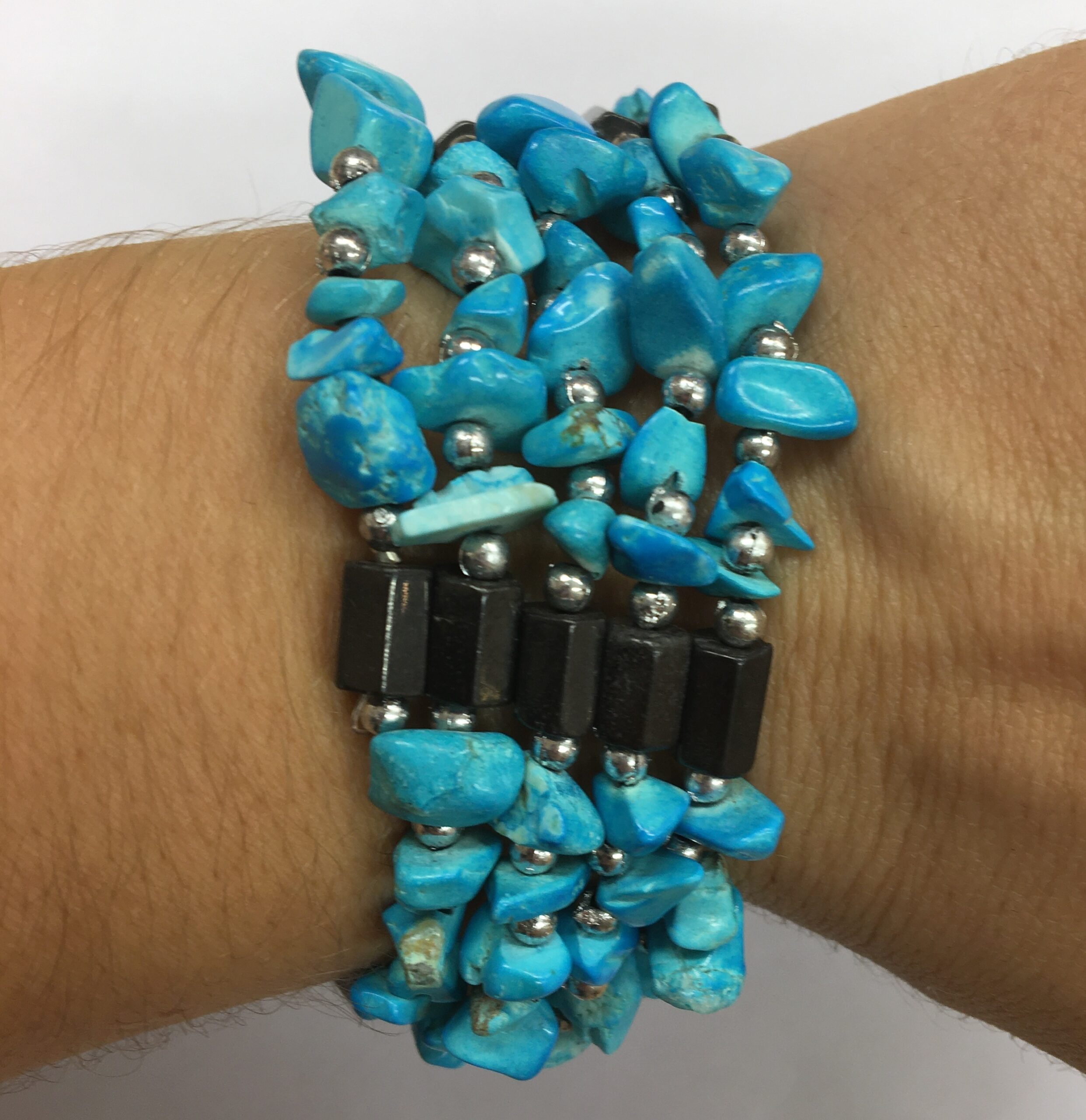 Käevõru magnet-hematiit+magnesiit türkiis 1tk (1458)