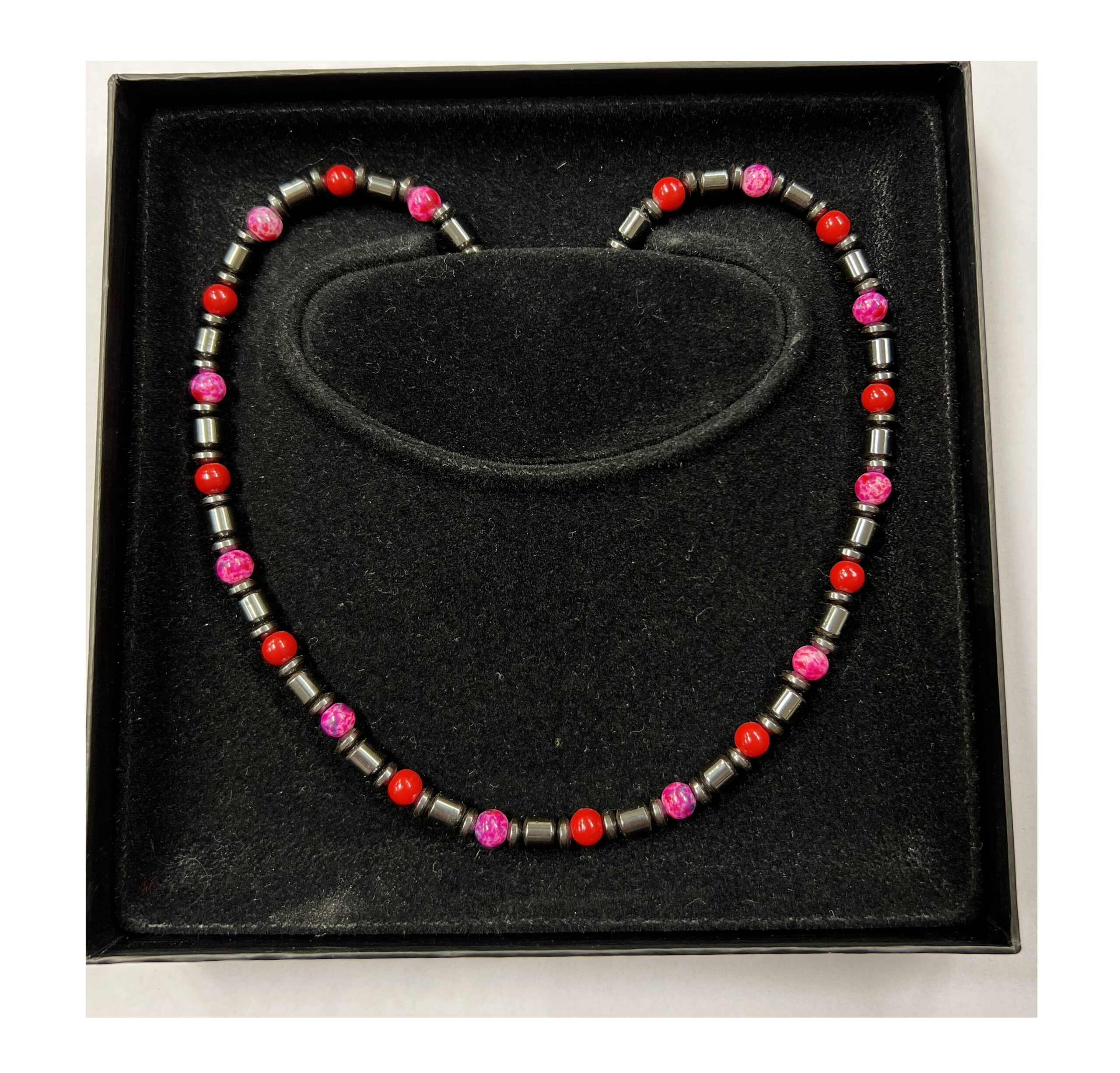 Magnet-hematiit kaelakee (1491)